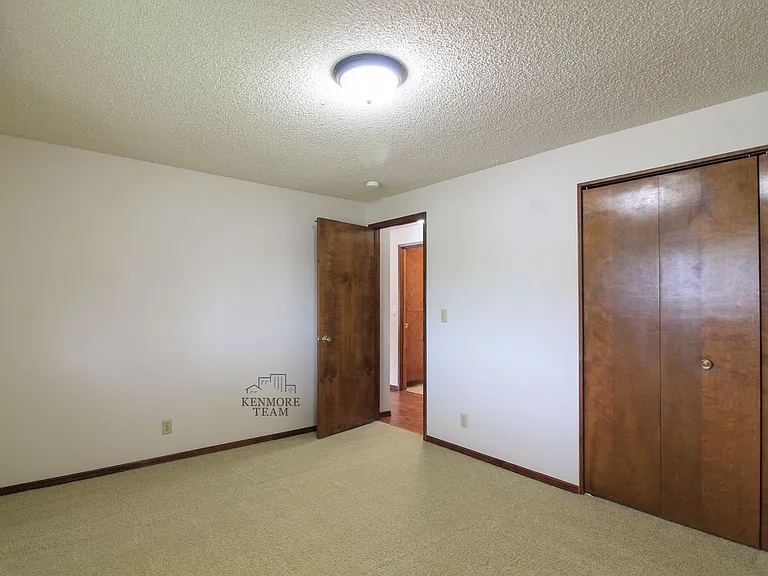 4021 W Sylvester St — Photo 6