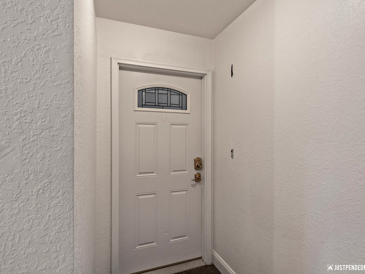 1125 Nelchina — Photo 2