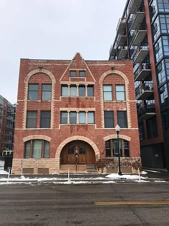 1st image of 212 11th Ave S #2W