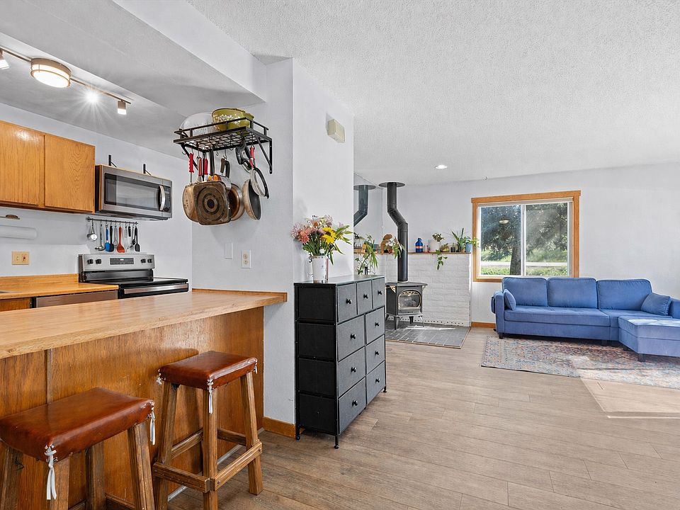 1st image of 2 Sequoia Court UNIT 2