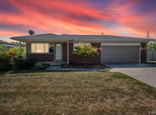 11620 Herbert Ave, Warren, MI 48089