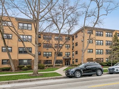 444 Washington Blvd APT 406, Oak Park, IL, 60302