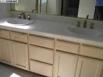 2nd image of 2852 Cortina Way