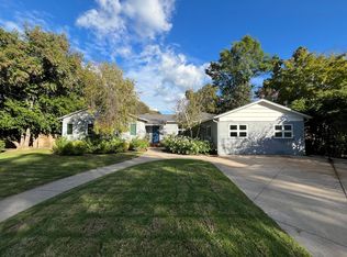 5108 Serrania Ave, Woodland Hills, CA 91364