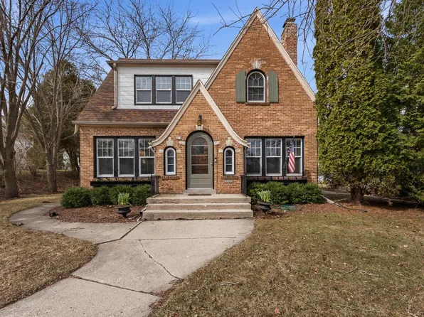 219 S Webster STREET, Port Washington, WI 53074