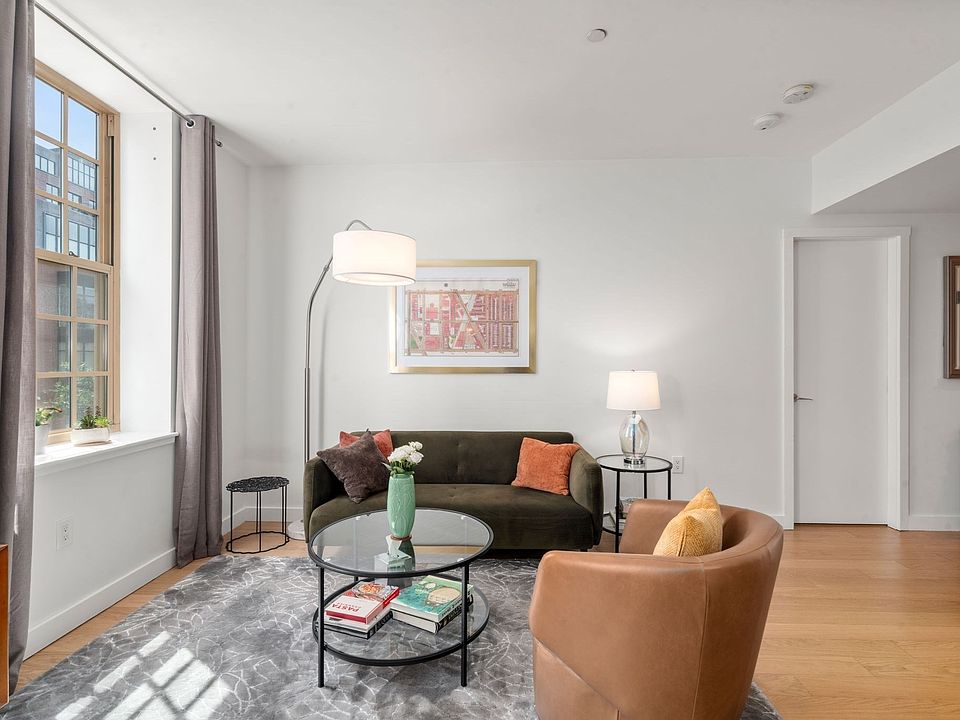 1st image of 7 Warren Ave APT 15