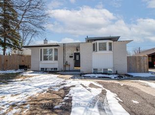 871 Westdale Ave, Peterborough, ON K9H 6C5