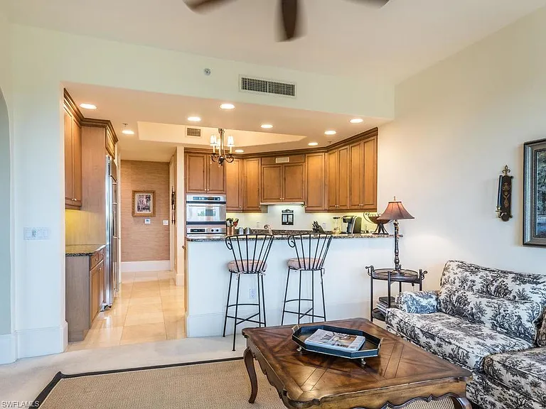 2728 Tiburon Blvd E #Penthouse 503 — Photo 13