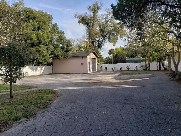 2nd image of 632 E 5th Ave