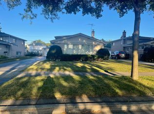 9707 Le Claire Ave, Skokie, IL 60077