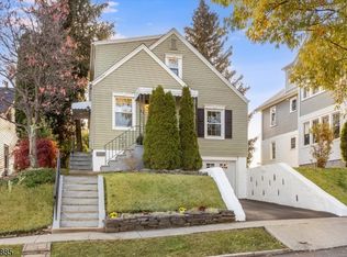 27 Gillespie Rd, Bloomfield Twp., NJ 07003