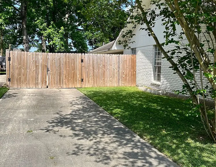 11351 Moultrie Ave — Photo 2