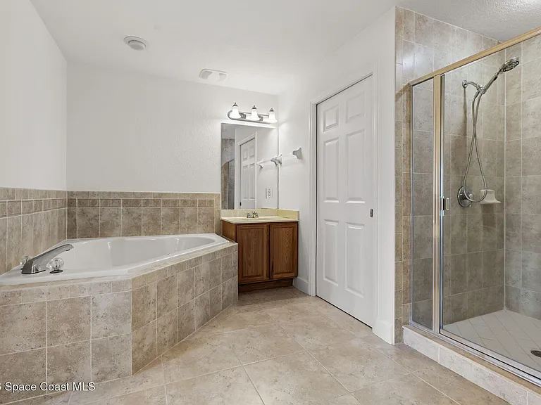 807 Mystic Dr #C-510 — Photo 29