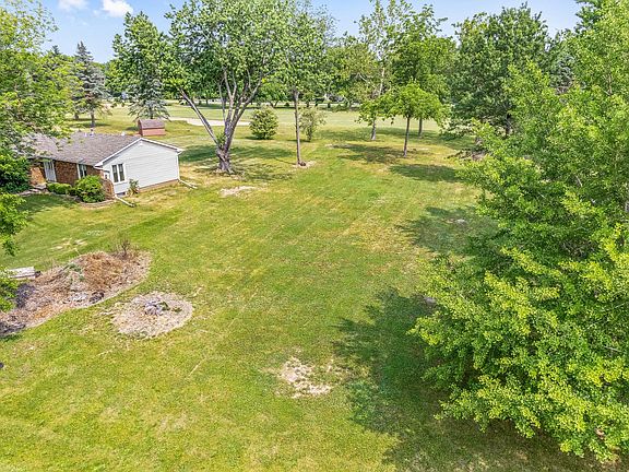 3rd image of 1743 Fairside Dr