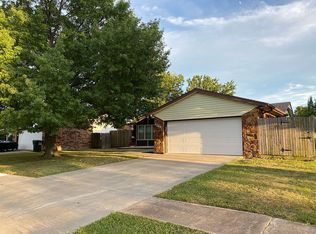11708 E 78th Pl N, Owasso, OK 74055