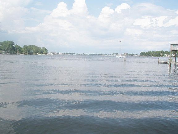 2nd image of 55 Yacht Club Dr NE