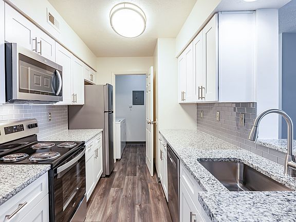 2nd image of 2480 Foxhill Dr #2221E1C