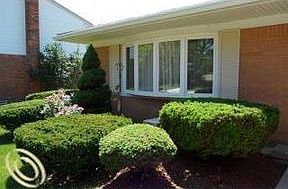 3rd image of 16241 Ronnie Ln