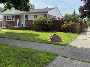 30641 Hiveley St, Westland, MI 48186