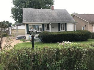 605 2nd St, Colona, IL 61241