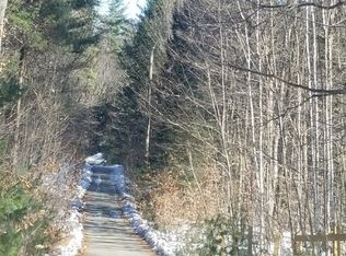 162 Crabapple Dr, Sanbornville, NH 03872