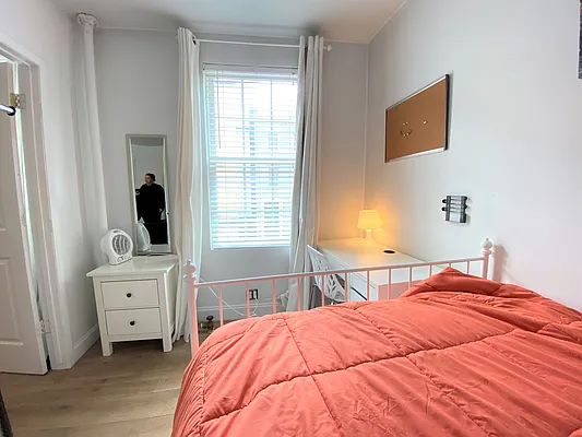 Rented by Oxford Property Group | media 8