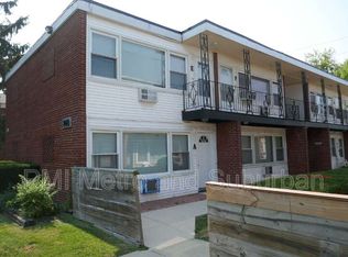 748 E 5th Ct, Des Plaines, IL 60016