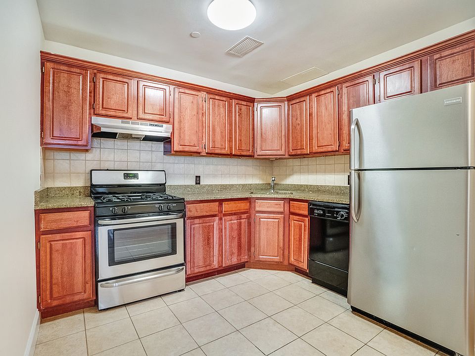 1st image of 598 President St APT 6B