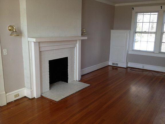 3rd image of 312 8th St