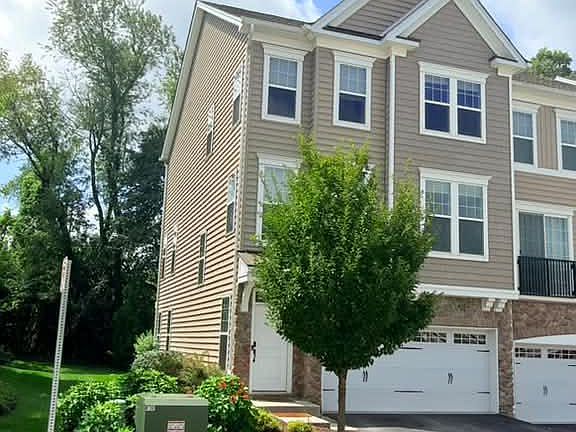 4th image of 57 Lila Ln