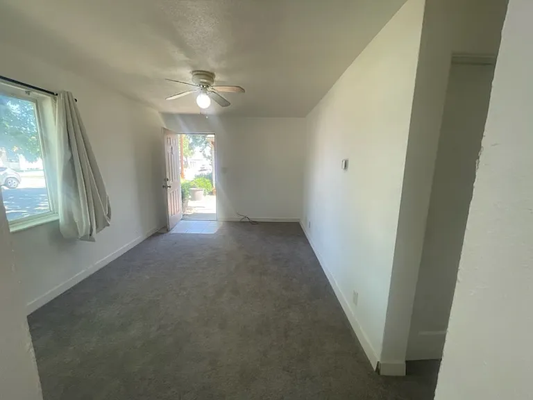 1428 Clinton St — Photo 10