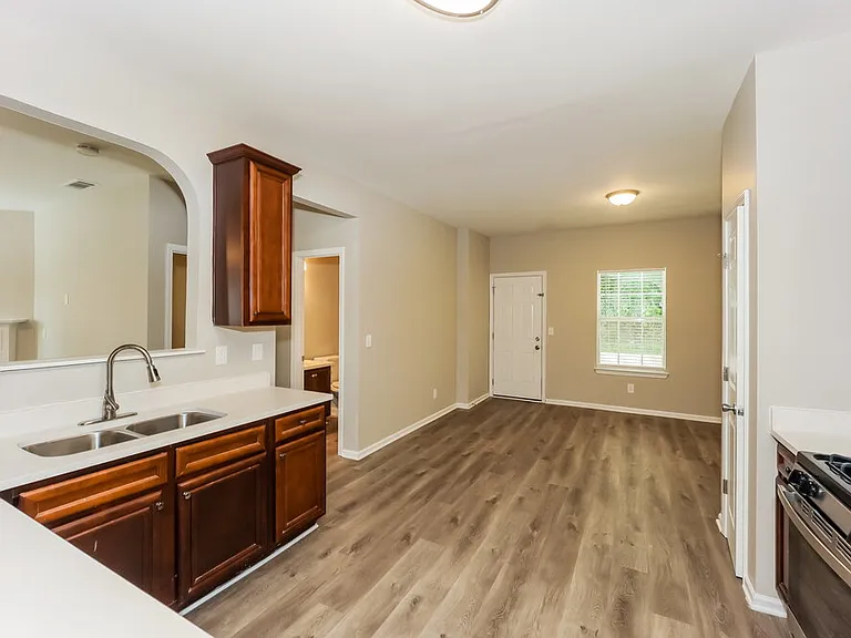 6109 Hemperly Rd — Photo 7