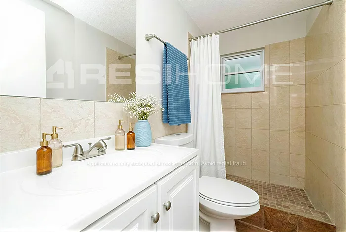 7005 Brentwood Dr — Photo 12