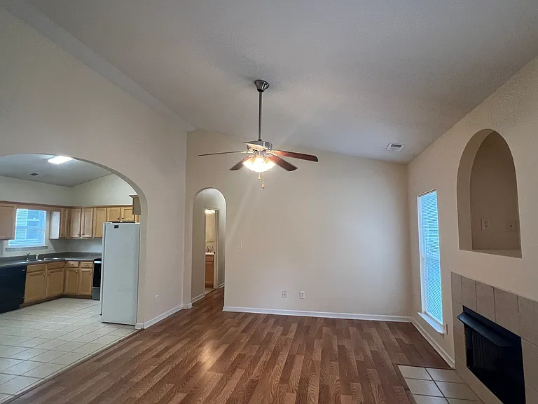 5238 Cottage Cir — Photo 6