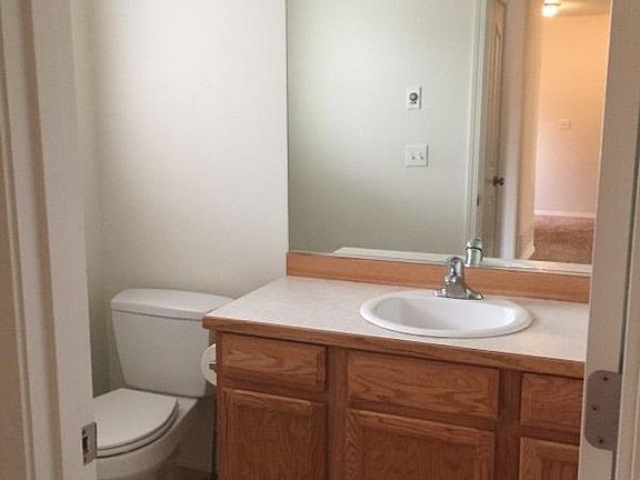 1/2 Bath