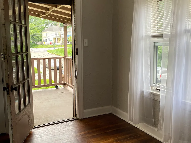 5500 Bosworth Pl #4 — Photo 8