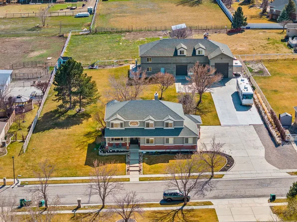 2859 W Country Classic Dr, Bluffdale, UT 84065