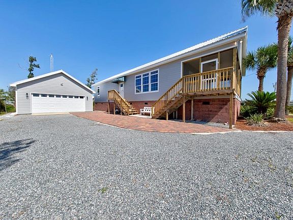 3rd image of 205 Carolina Dr