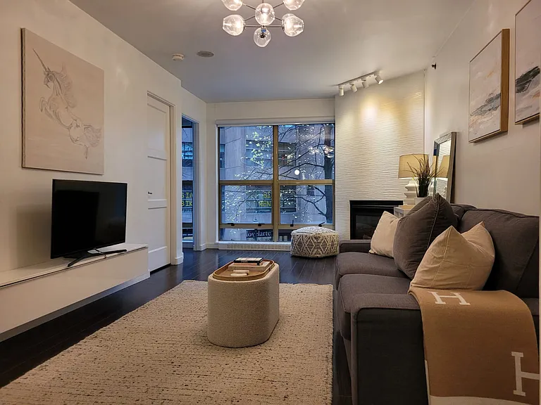 819 Hamilton St #314 — Photo 1