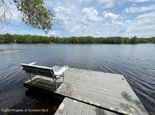 37 Wildflower Cir, Gouldsboro, PA 18424