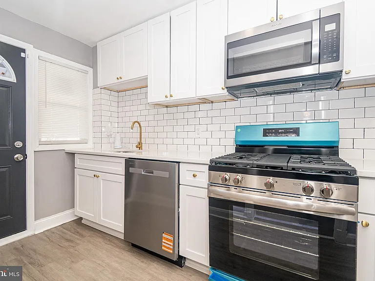 3519 Kentucky Ave — Photo 1