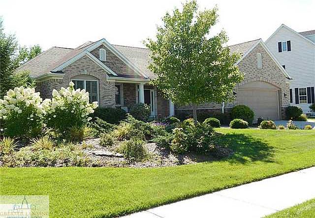 1st image of 4740 Hawk Hollow Dr E