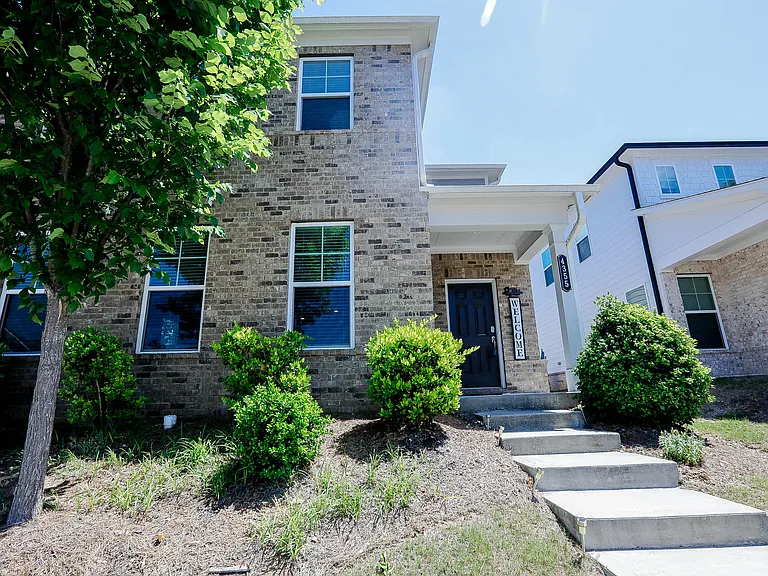 4355 Magpie Dr — Photo 1