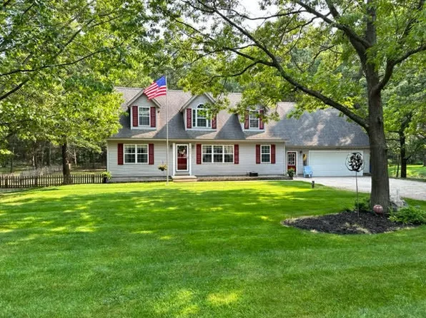 1801 Blossom Trl, Manistee, MI 49660