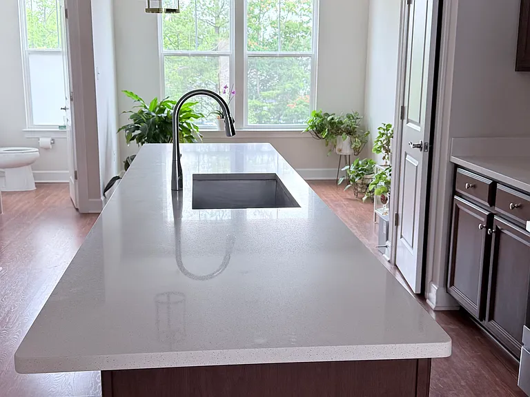 3511 Carnaby St — Photo 34