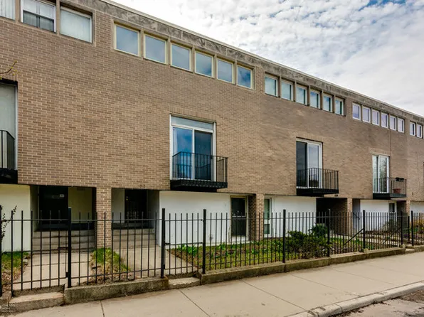 1313 E 55th St, Chicago, IL 60615