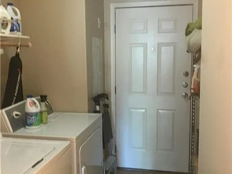1410 Harvey St #A — Photo 11