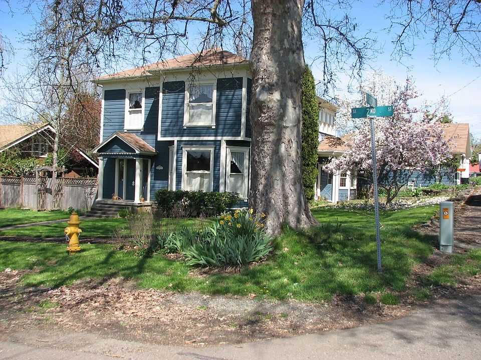 Historic Charles Beckley House
