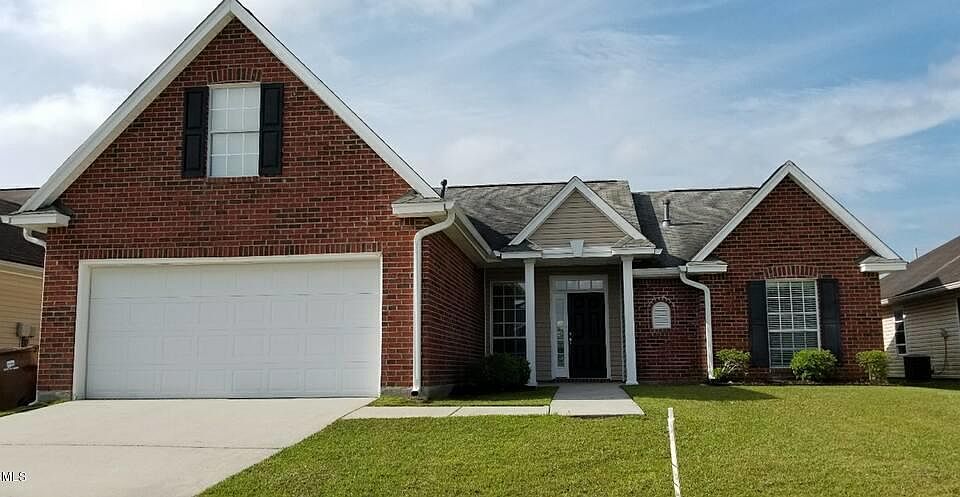1st image of 18020 Lake Vista Dr