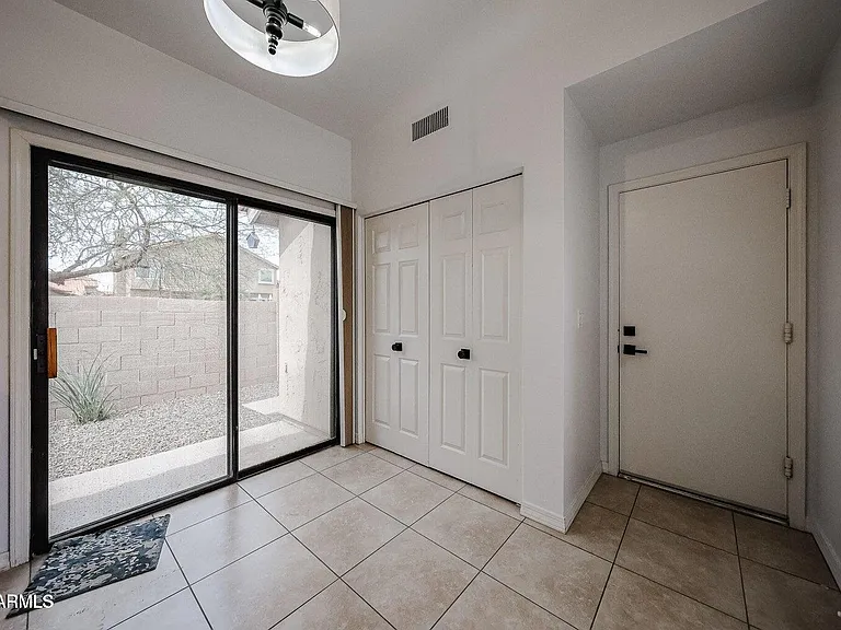 9429 E Camino Del Santo — Photo 15